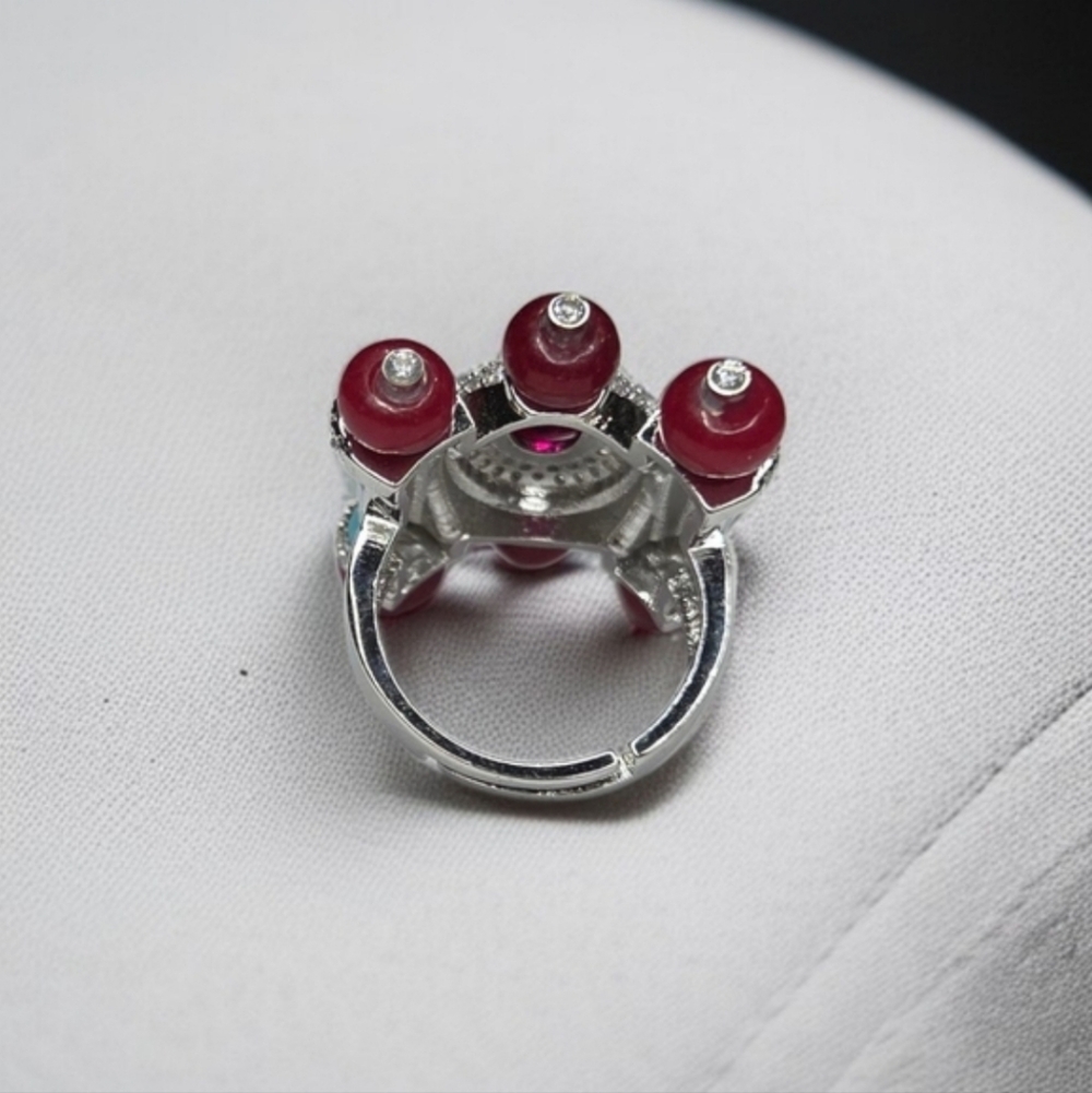 Exquisite High-end Rhodium Plated Turquoise Enamel Ruby Glass Cabochon Ring - Picture 3 of 6